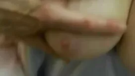 Mời người đẹp chó cá ...