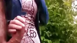 Tự mà không có lưỡi  ...