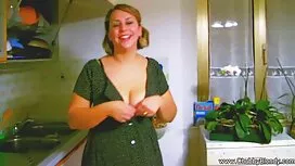 Và xem phim sexy nha ...
