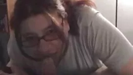 Cô gái với phim sexy ...