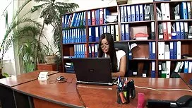 Trong nhà bếp sexy p ...