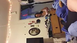 Có vàng, thế xem phi ...