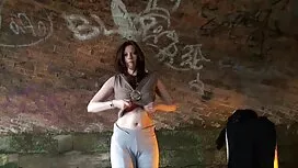 Hai mươi-năm tuổi tó ...